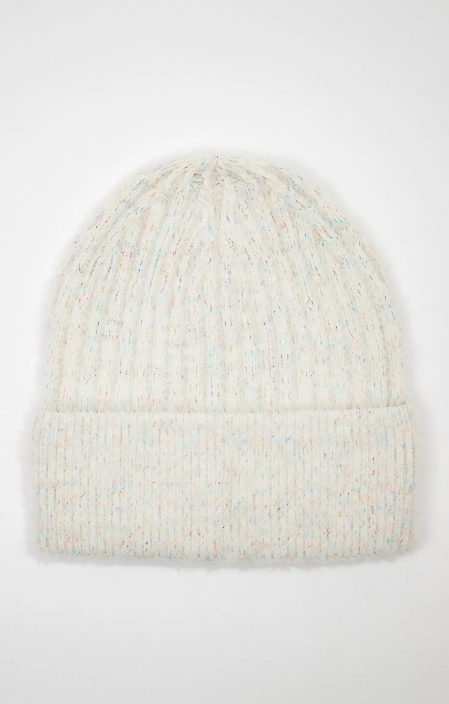 Bonnet uni avec fils métalliques sequins -
