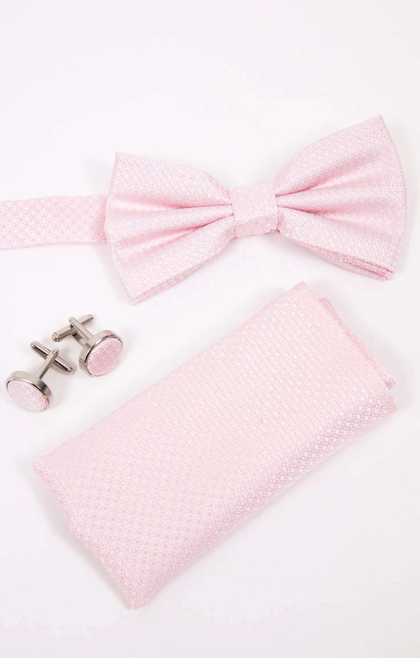 Box 1 noeud, 1 pochette, 2 boutons -