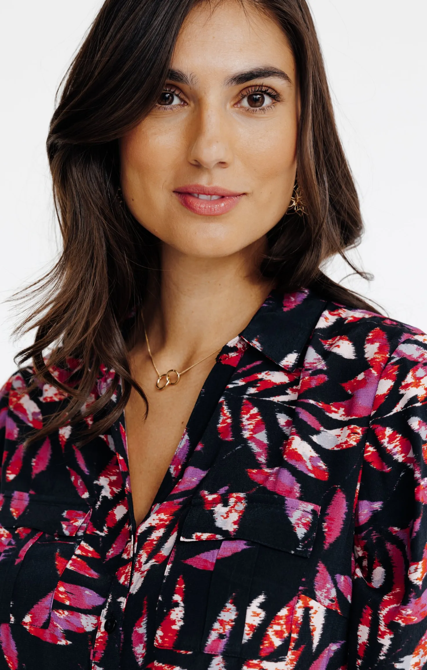 CHEMISE IMPRIMEE MOTIF FEUILLAGE COLORE -