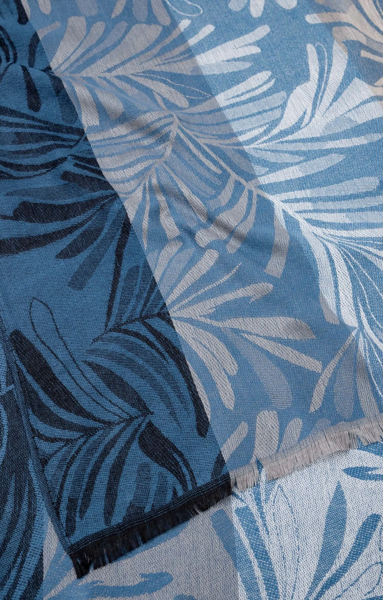 FOULARD JACQUARD CLASSIQUE -