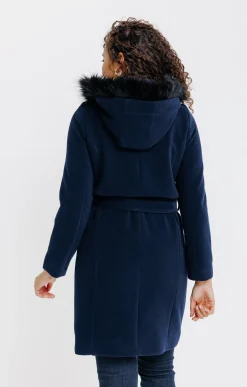 LONG MANTEAU CEINTURE CAPUCHE FOURRURE -