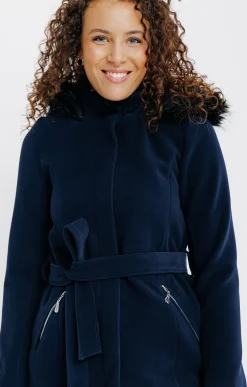 LONG MANTEAU CEINTURE CAPUCHE FOURRURE -