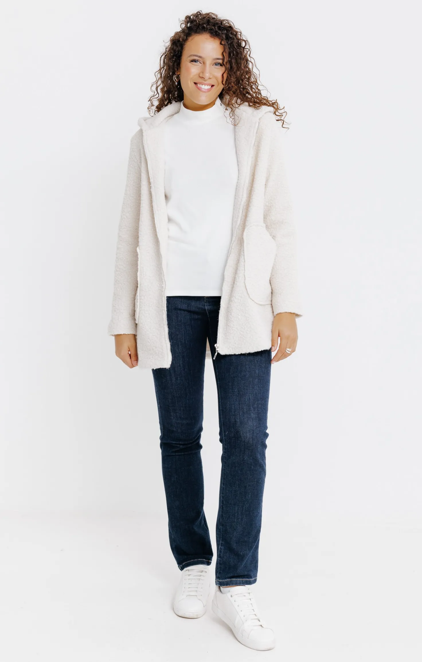 Manteau avec capuche -