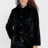 Manteau fausse fourrure à capuche -