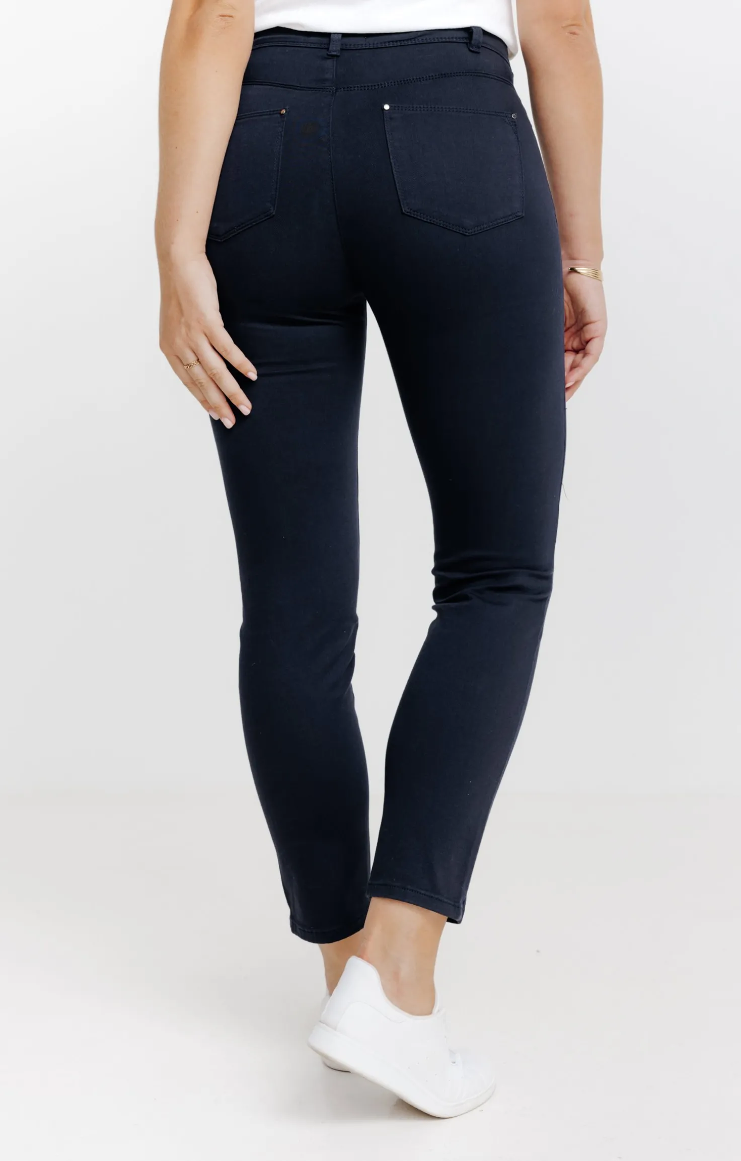 Pantalon 7/8 brodé en coton viscose -