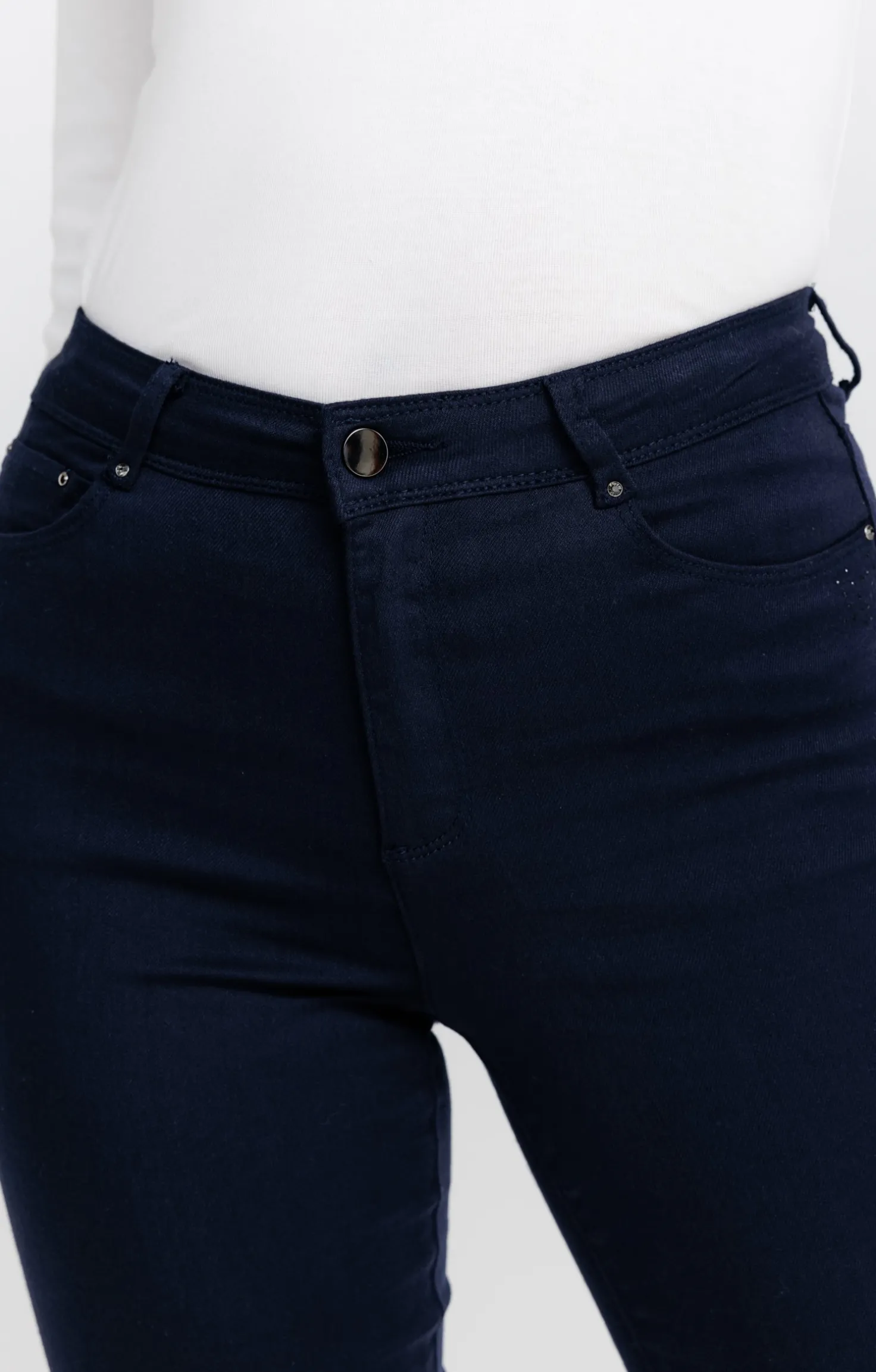 Pantalon 7/8 coton modal détail strass -