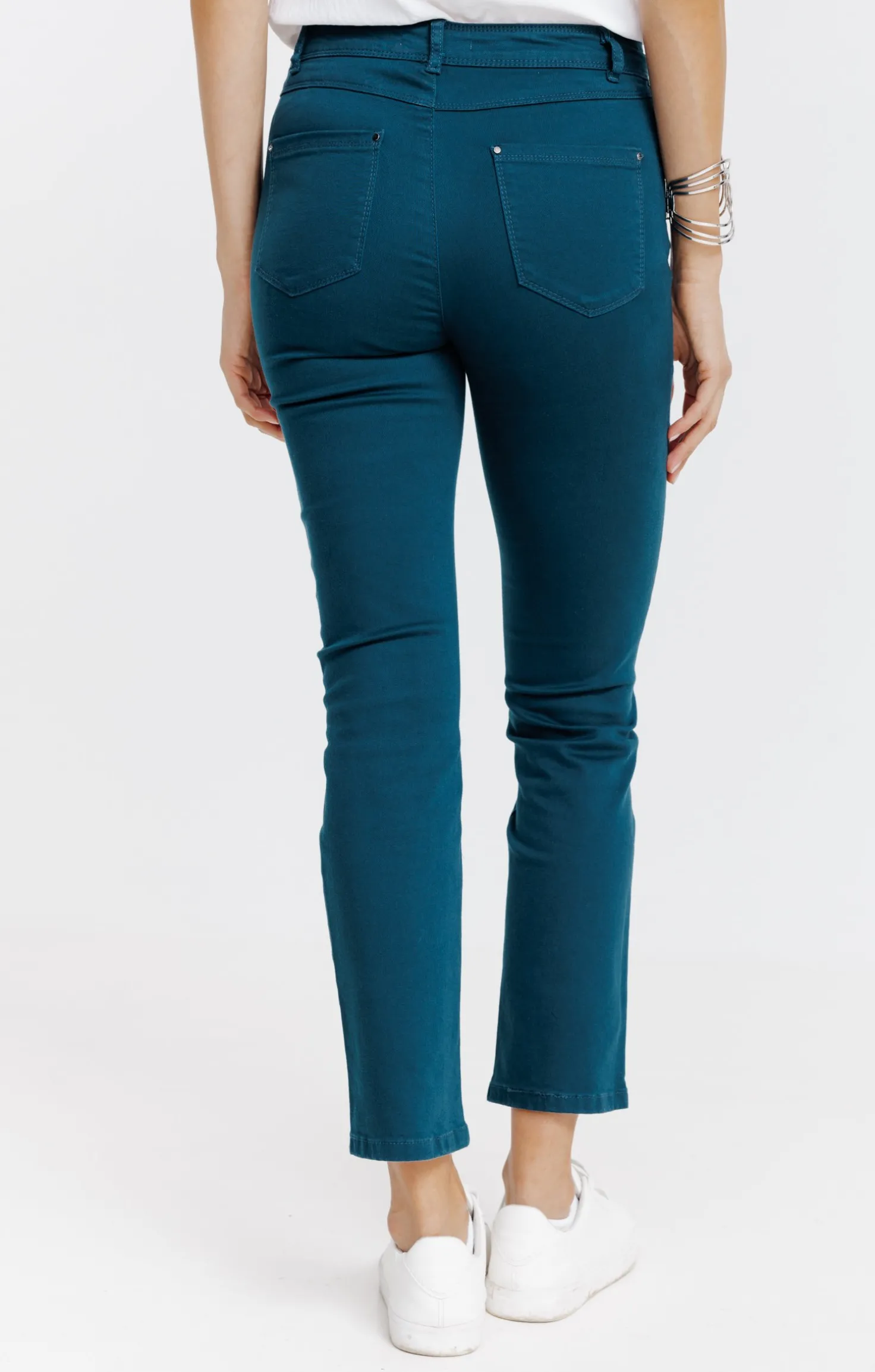 Pantalon 7/8 coton stretch détail bijou -