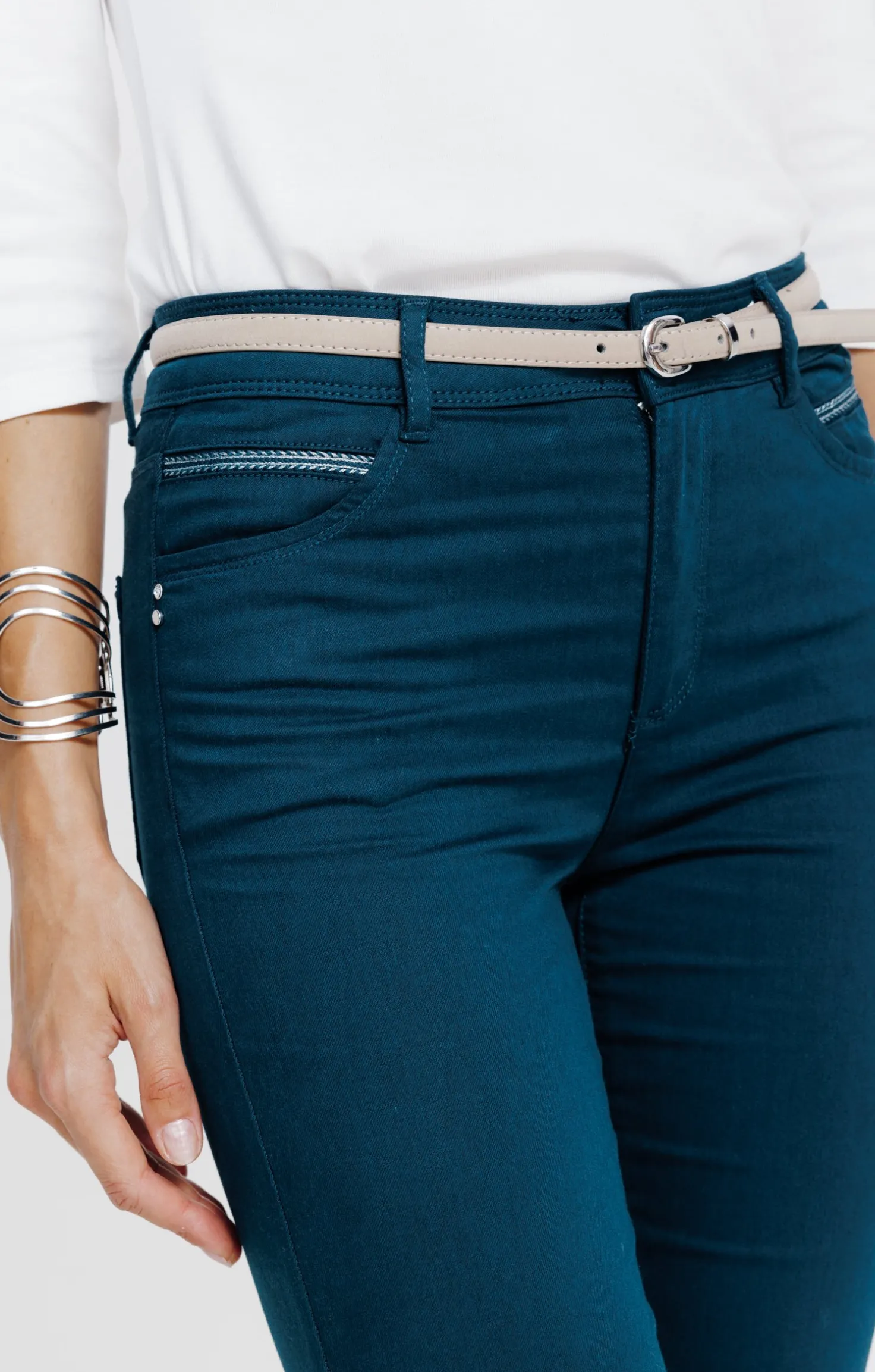 Pantalon 7/8 coton viscose avec ceinture -
