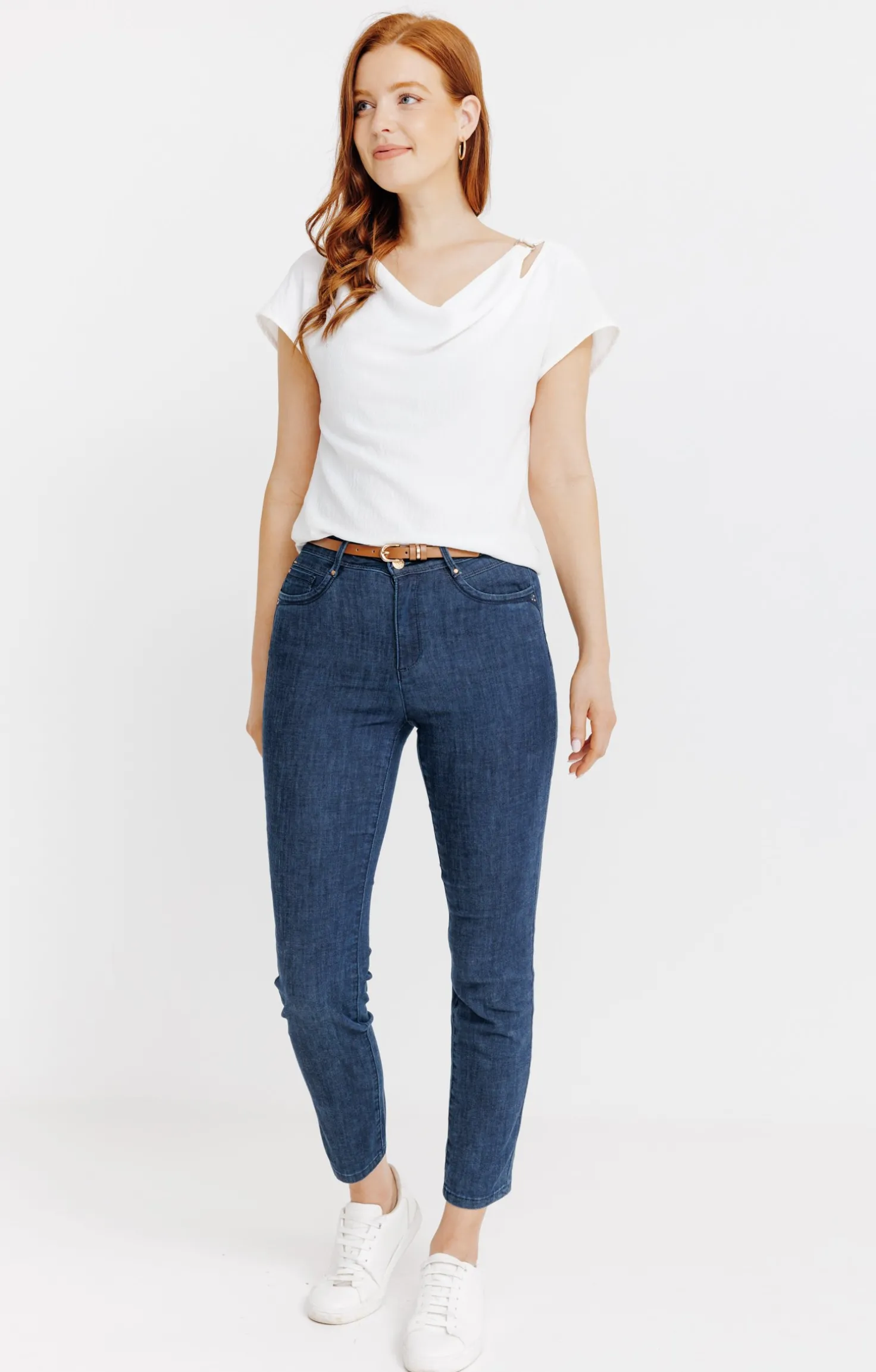 Pantalon 7/8 denim brut détail clou -