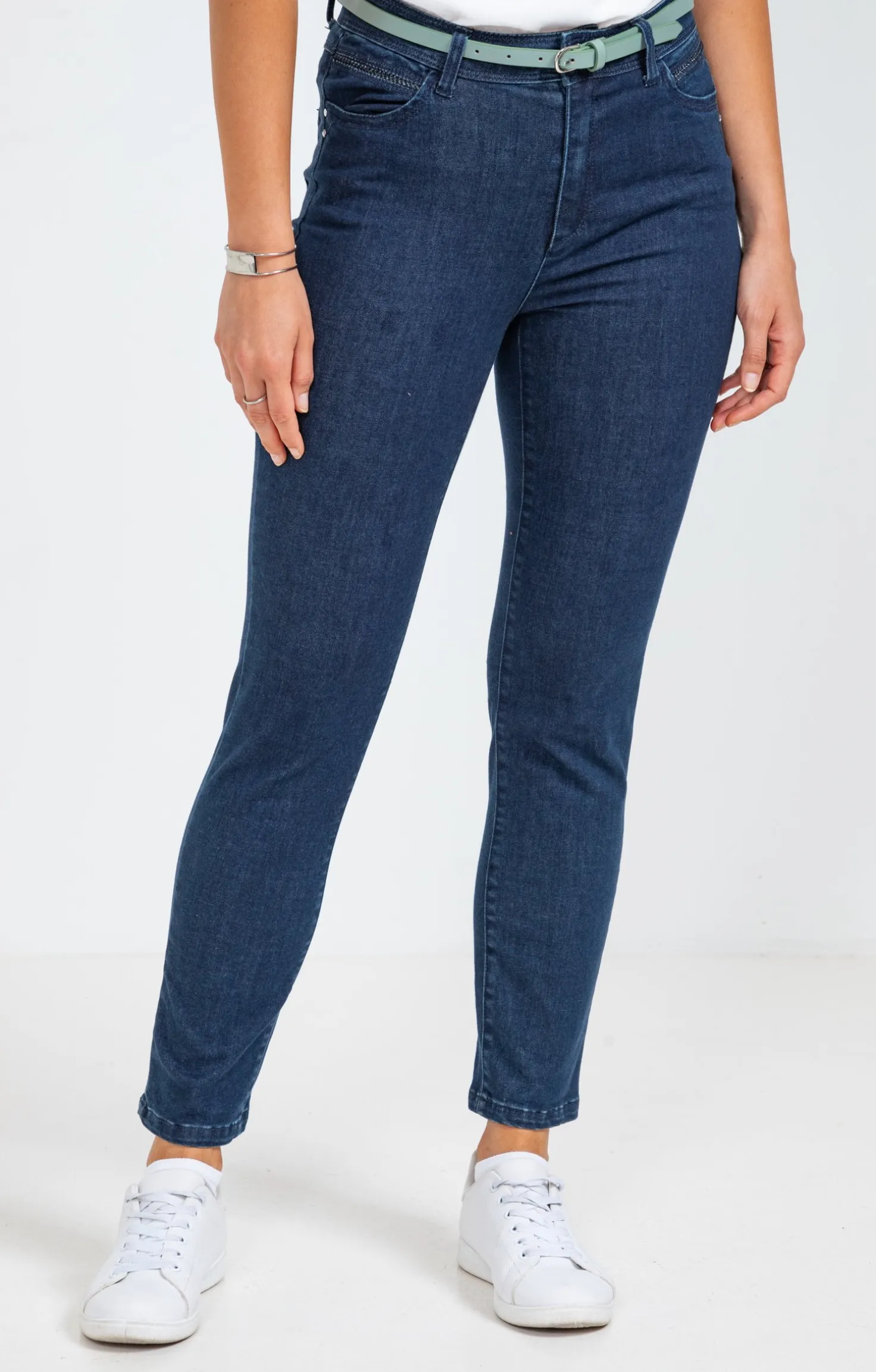 Pantalon 7/8 denim détail galon -