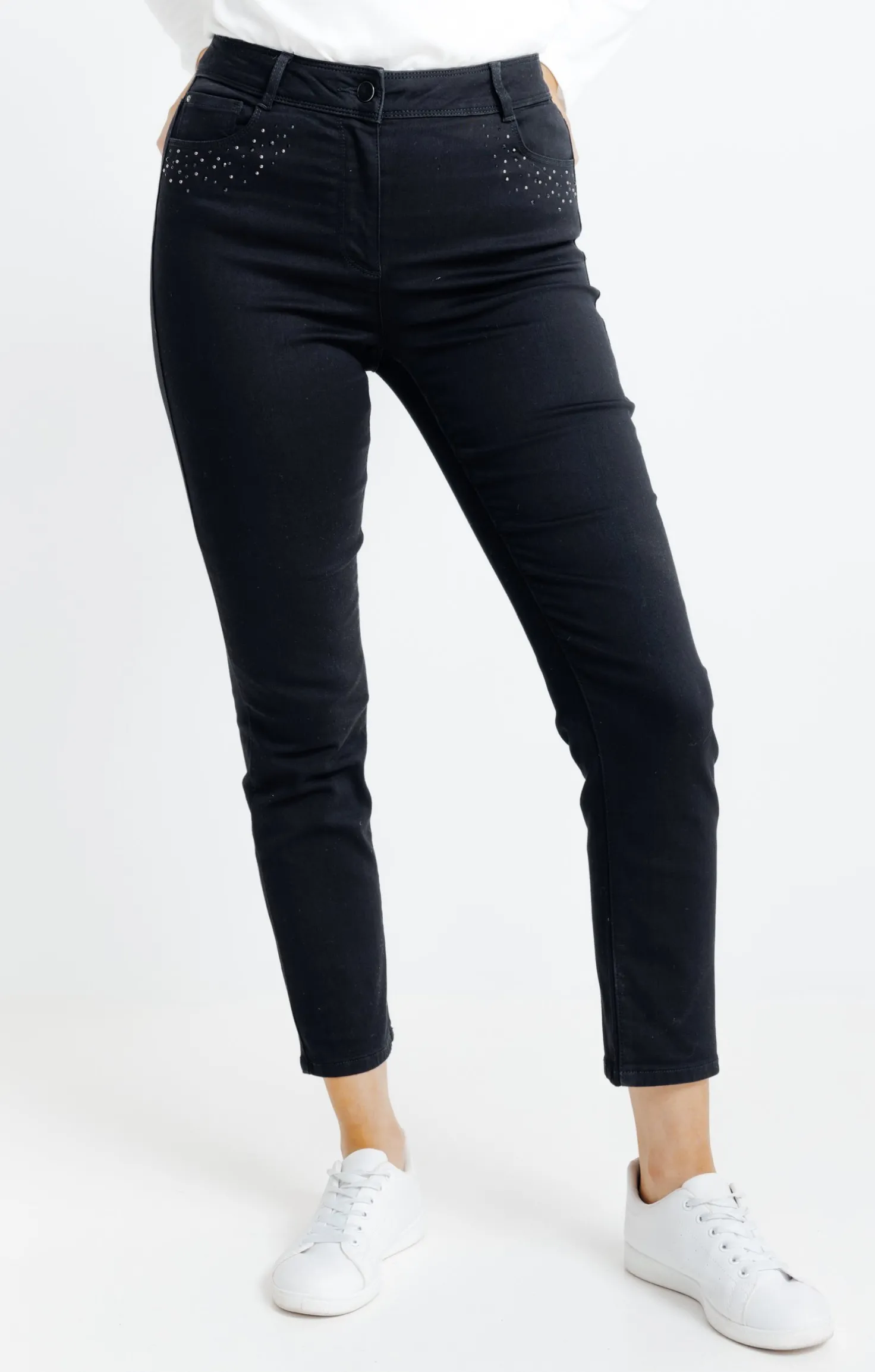 Pantalon 7/8 détail clou et strass -