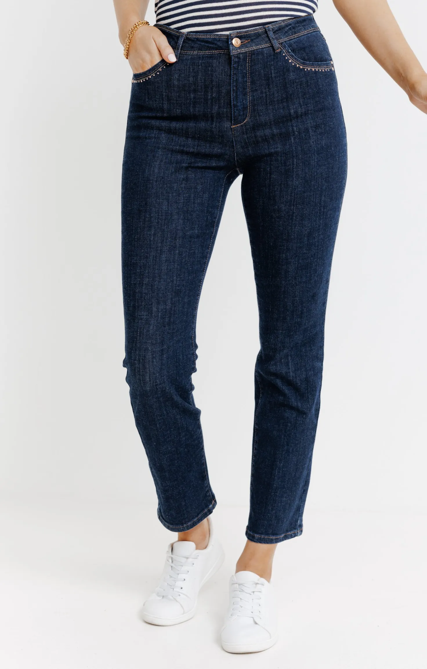 Pantalon 7/8 en denim brut -