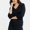 PULL AVEC BRODERIES ET STRASS -