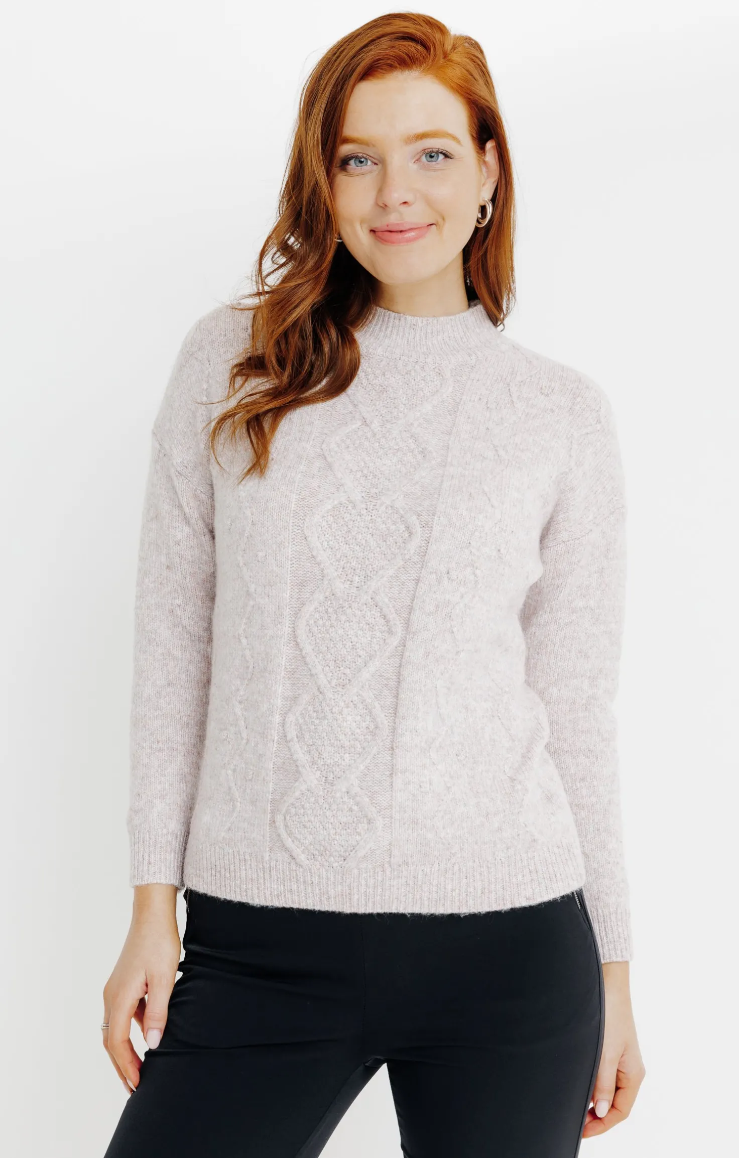 PULL AVEC TORSADES -