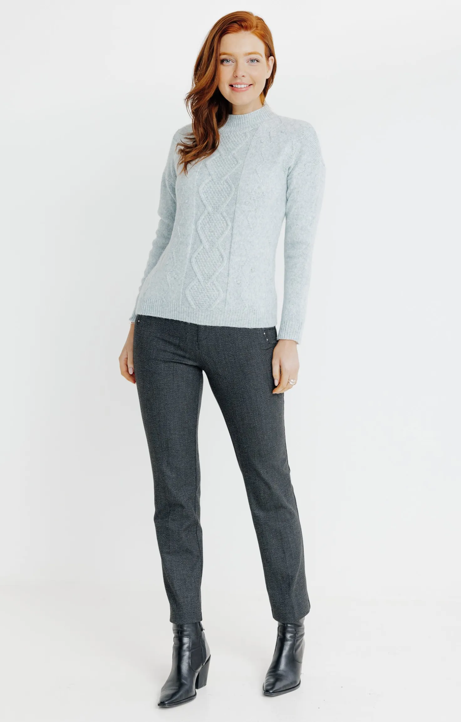 PULL AVEC TORSADES -