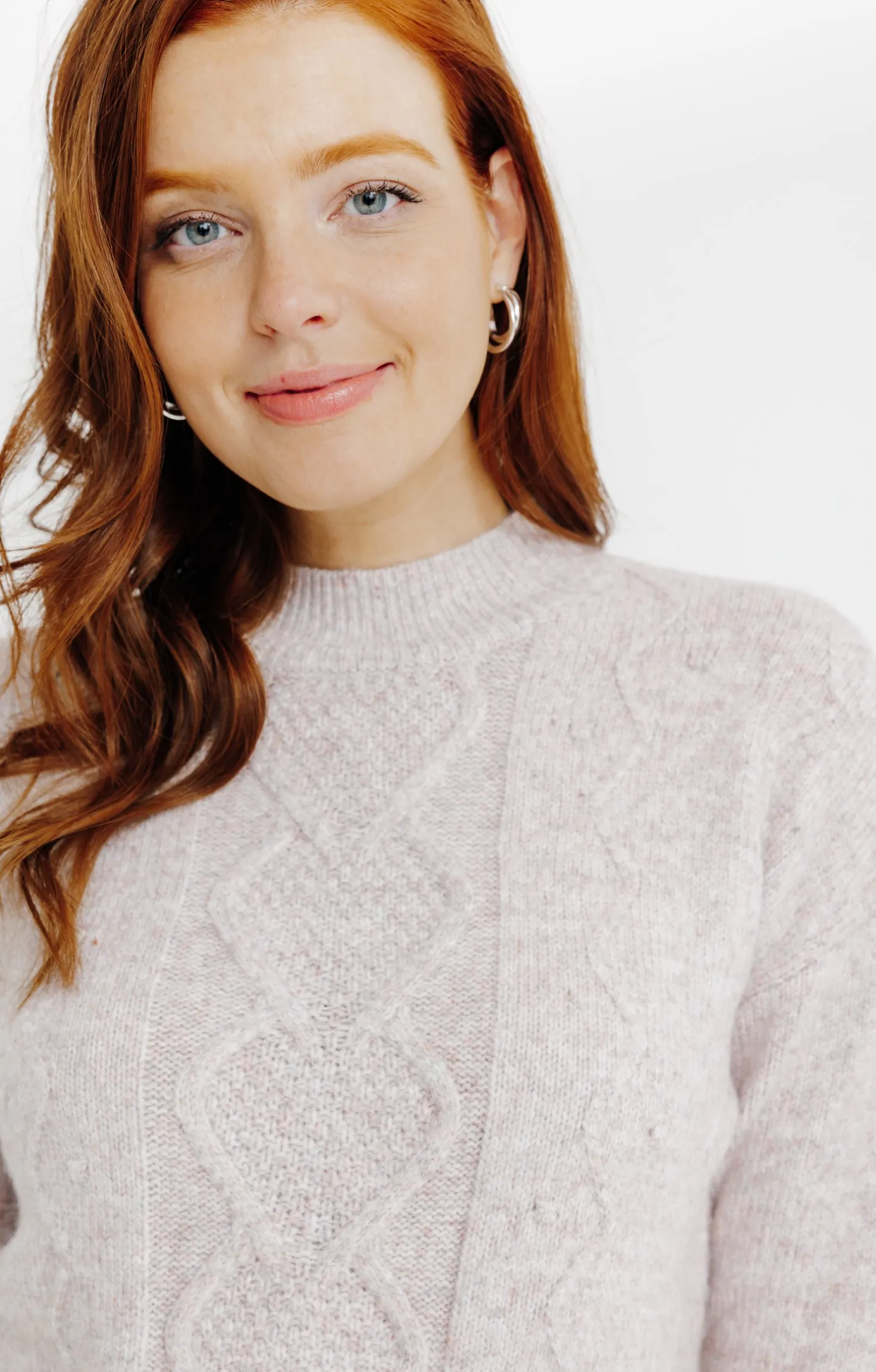 PULL AVEC TORSADES -