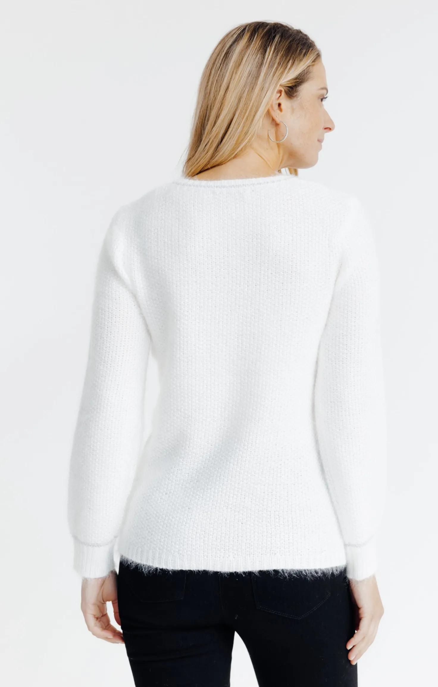 Pull broderie chat -