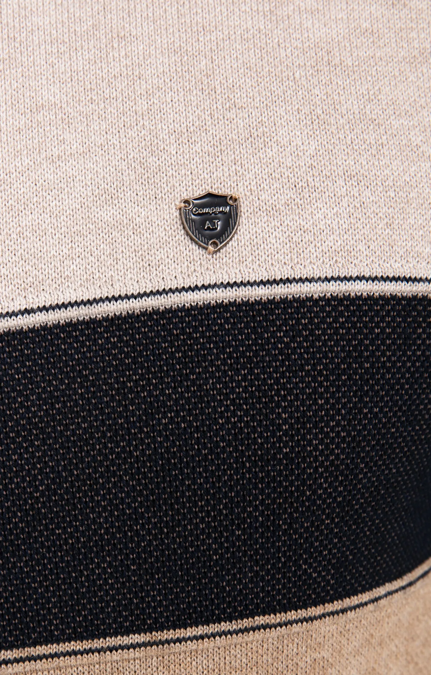 Pull col monant rayé -