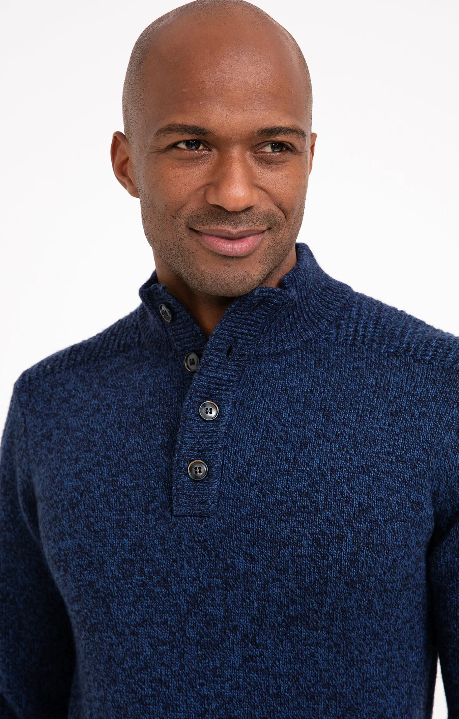 Pull col montant boutonné -