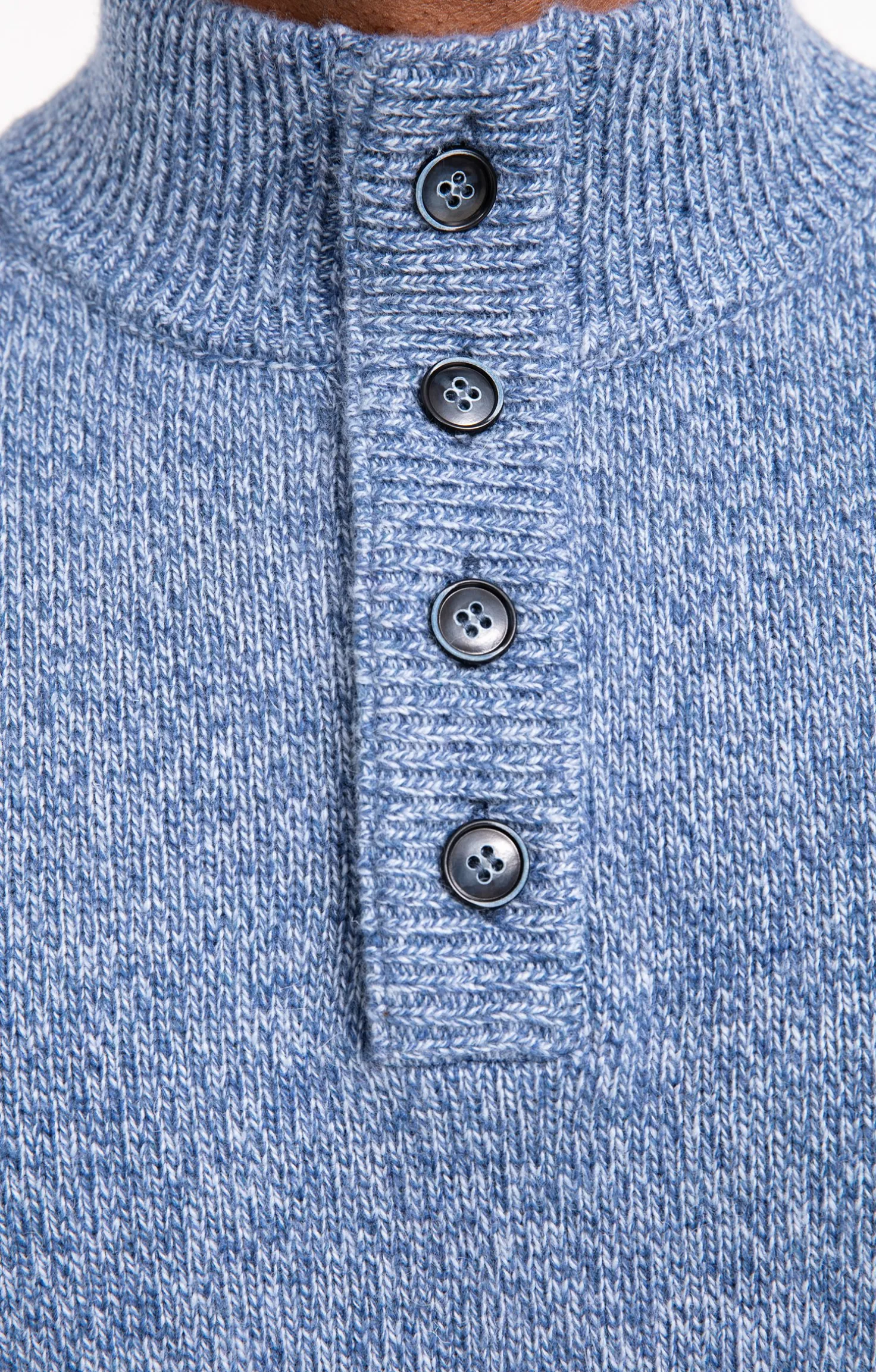 Pull col montant boutonné -