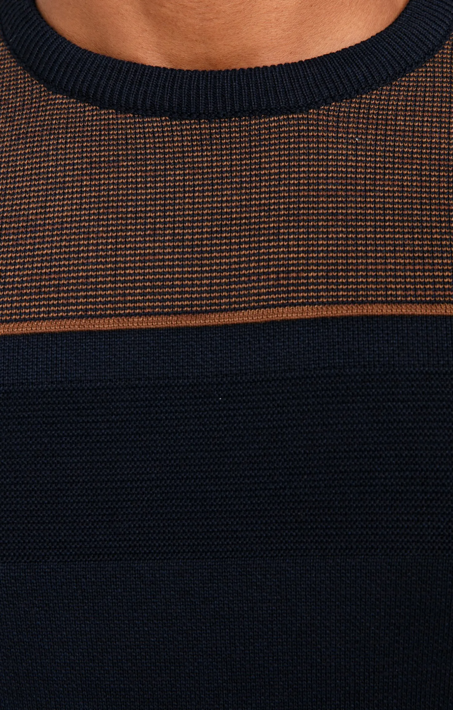 Pull col rond fantaisie -