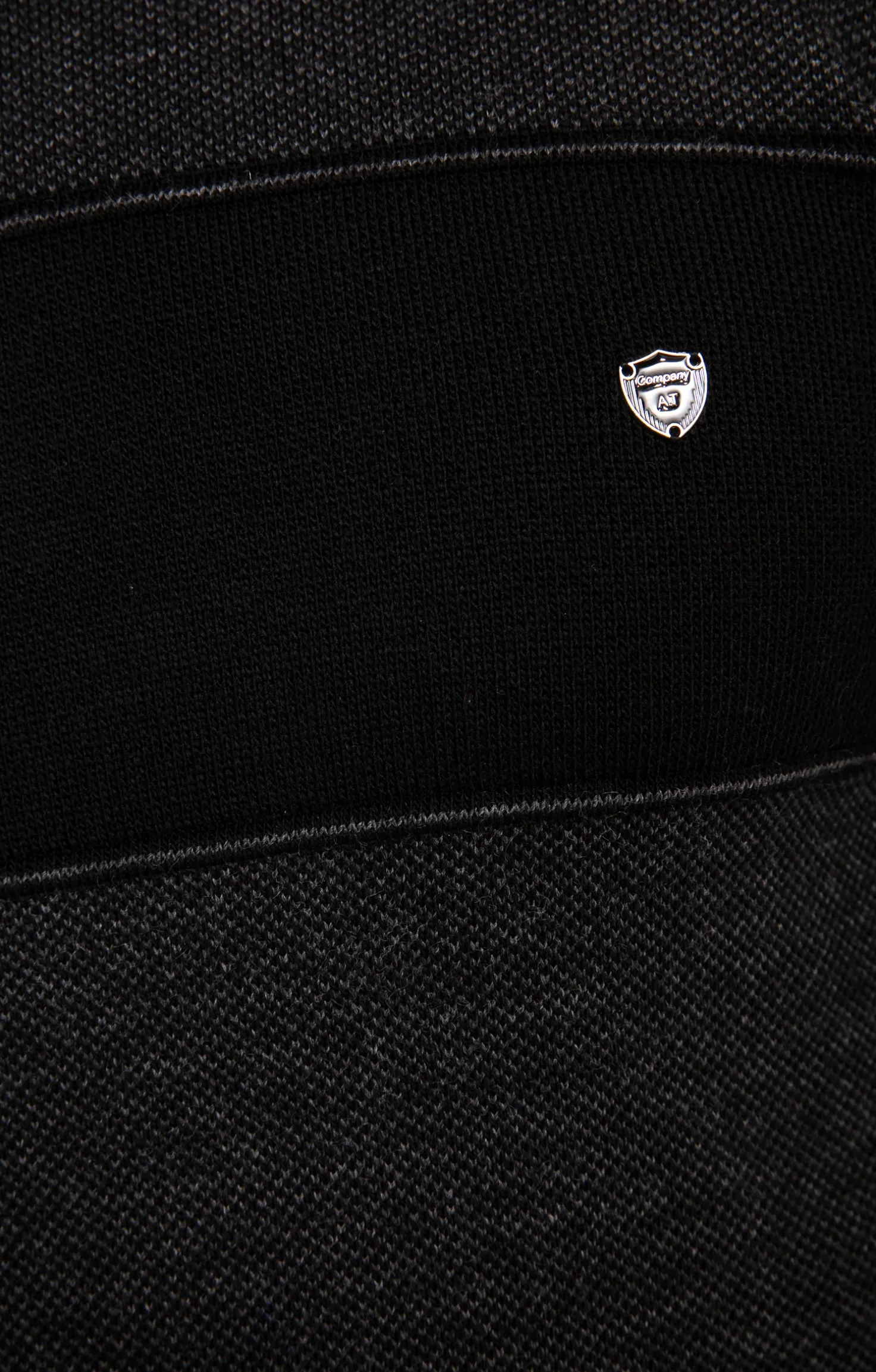 Pull col rond noir -