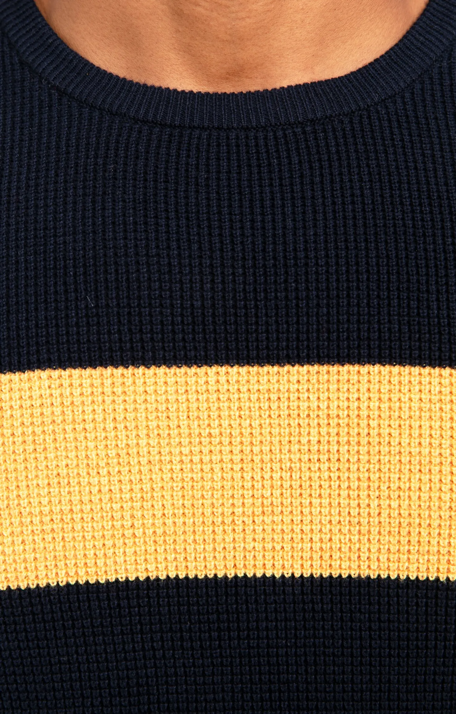 Pull col rond rayé -