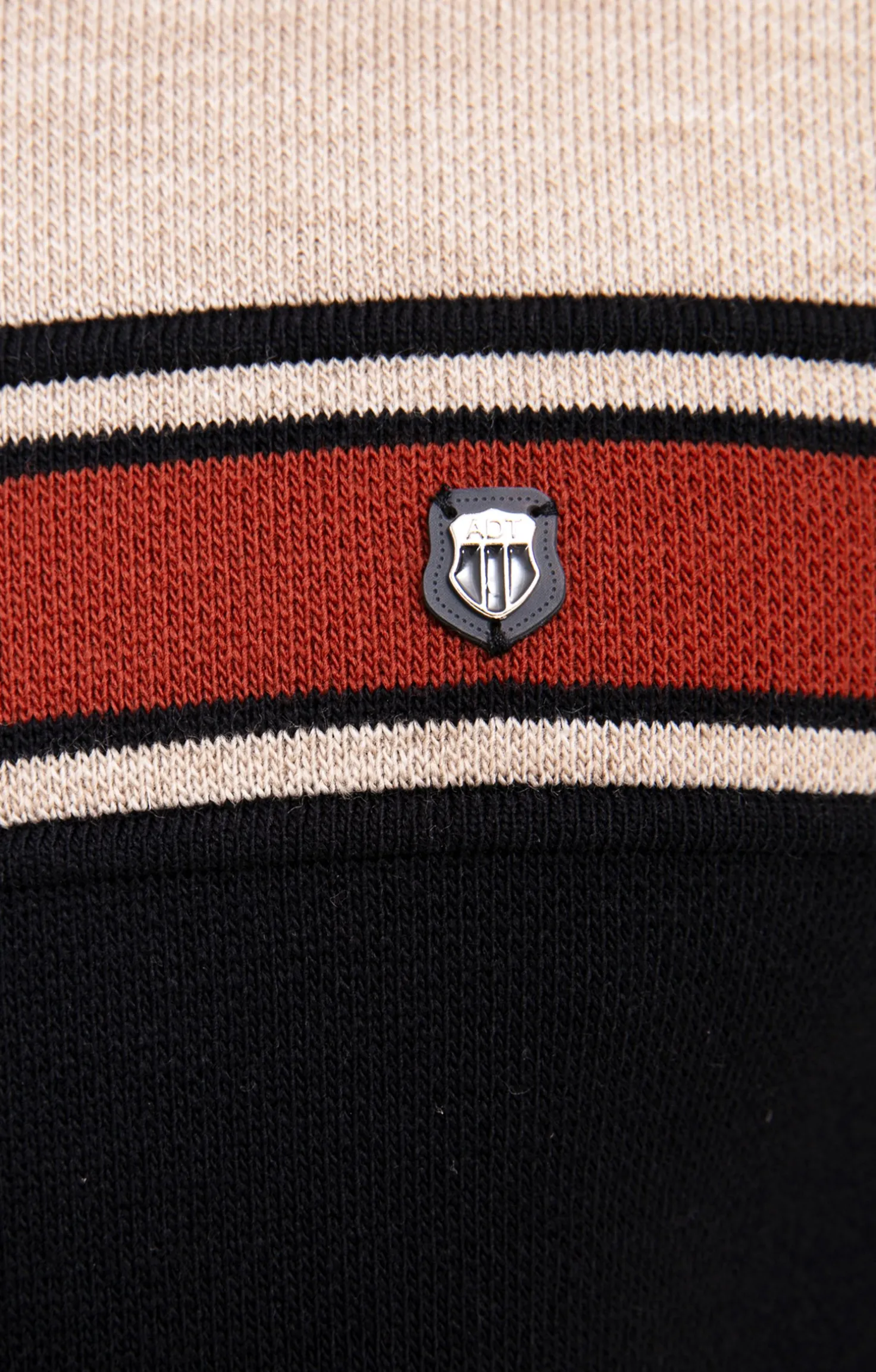 Pull col rond rayé -