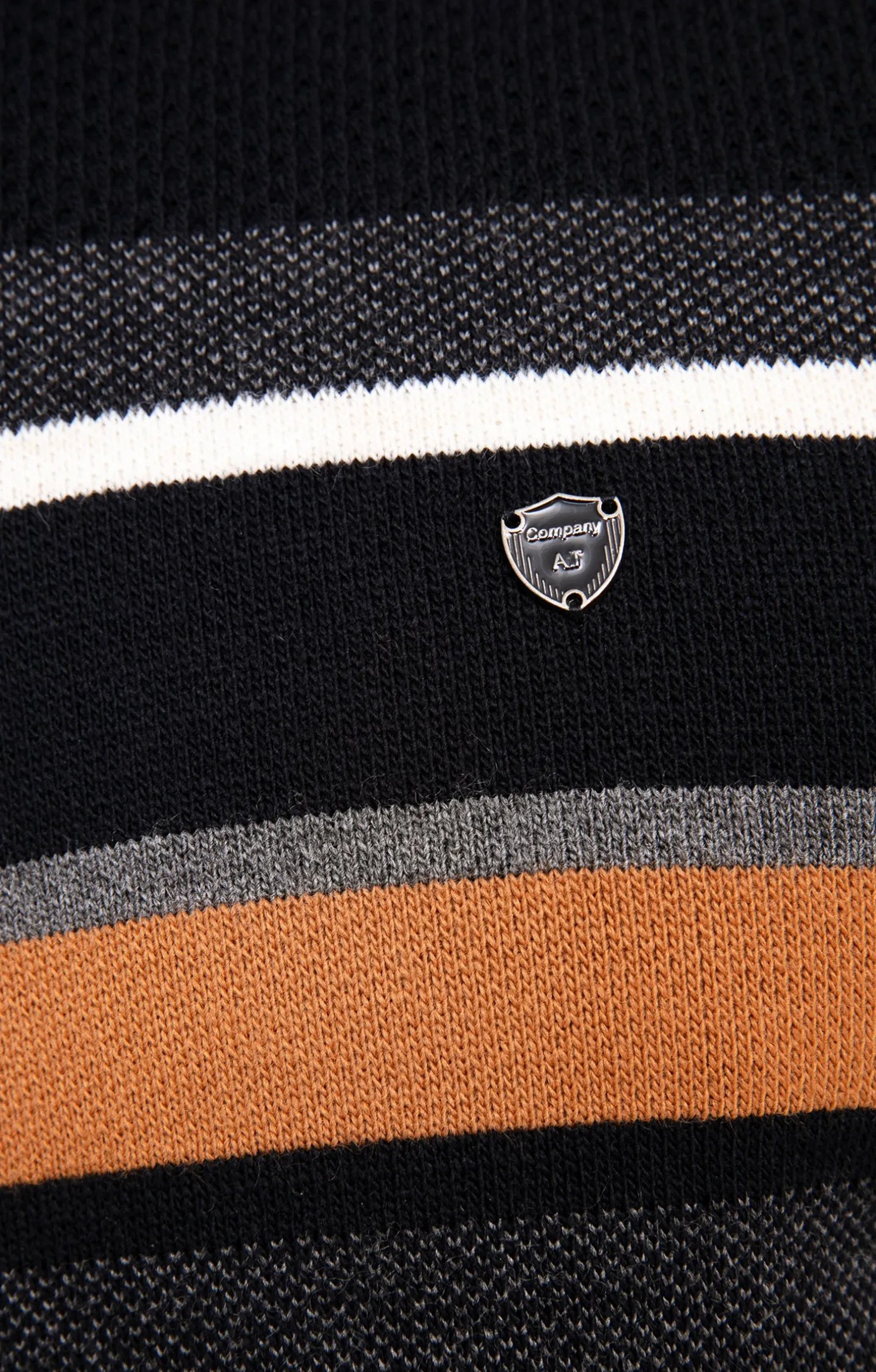 Pull col rond rayé -