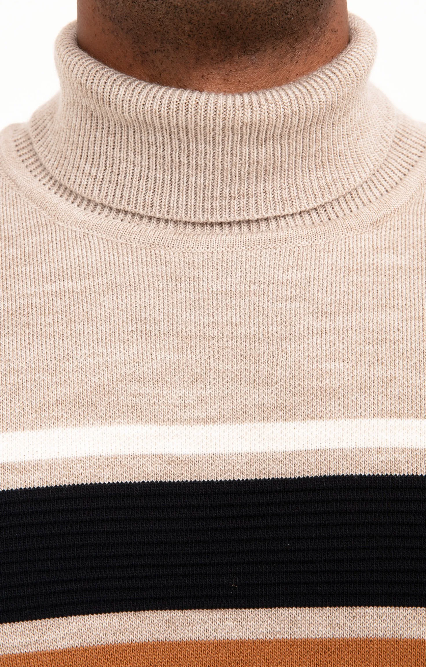 Pull col roulé rayé -