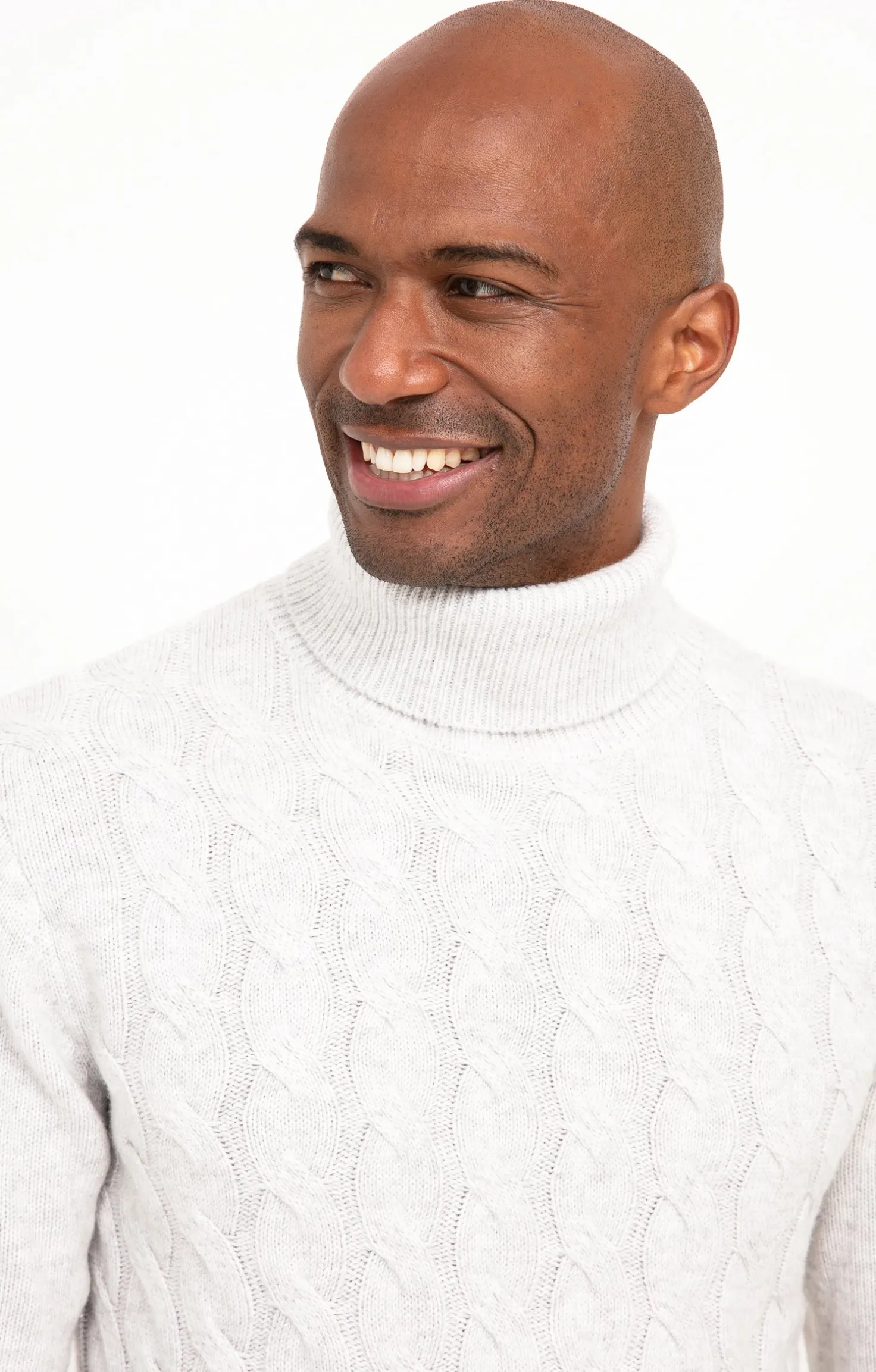 Pull col roulé torsadé -