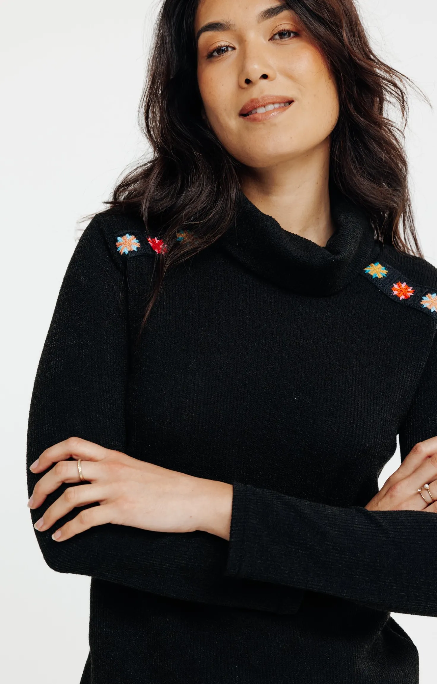 PULL DETAILS MACRAME -
