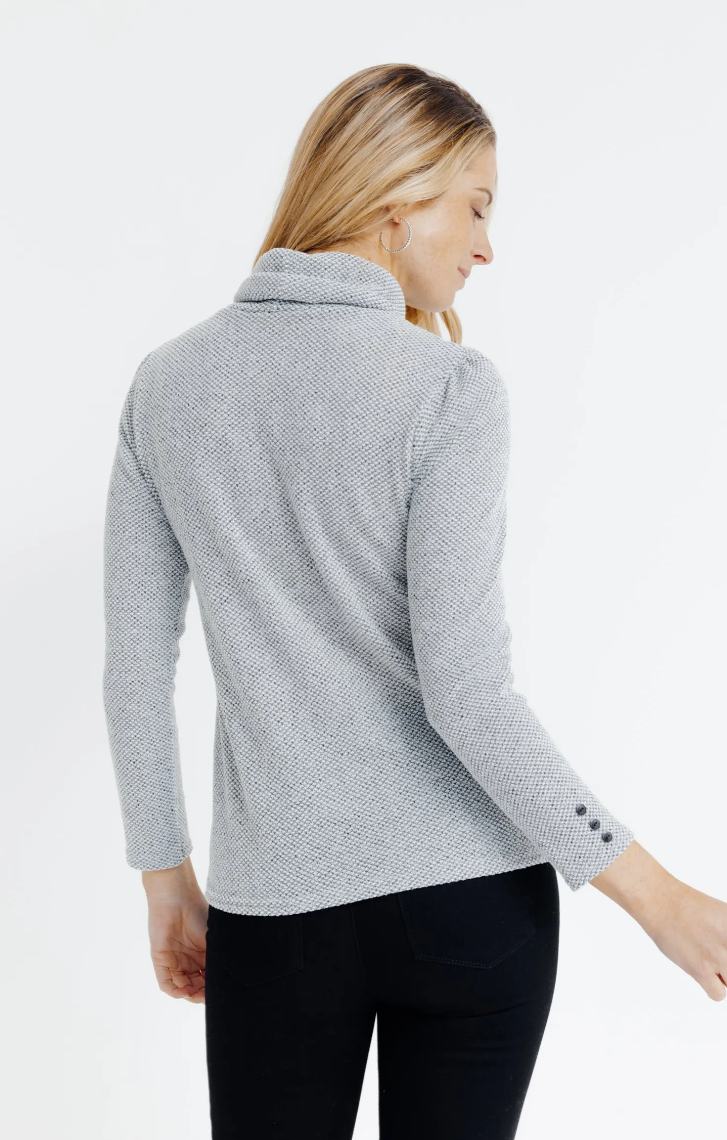 PULL MATIERE FANTAISIE -