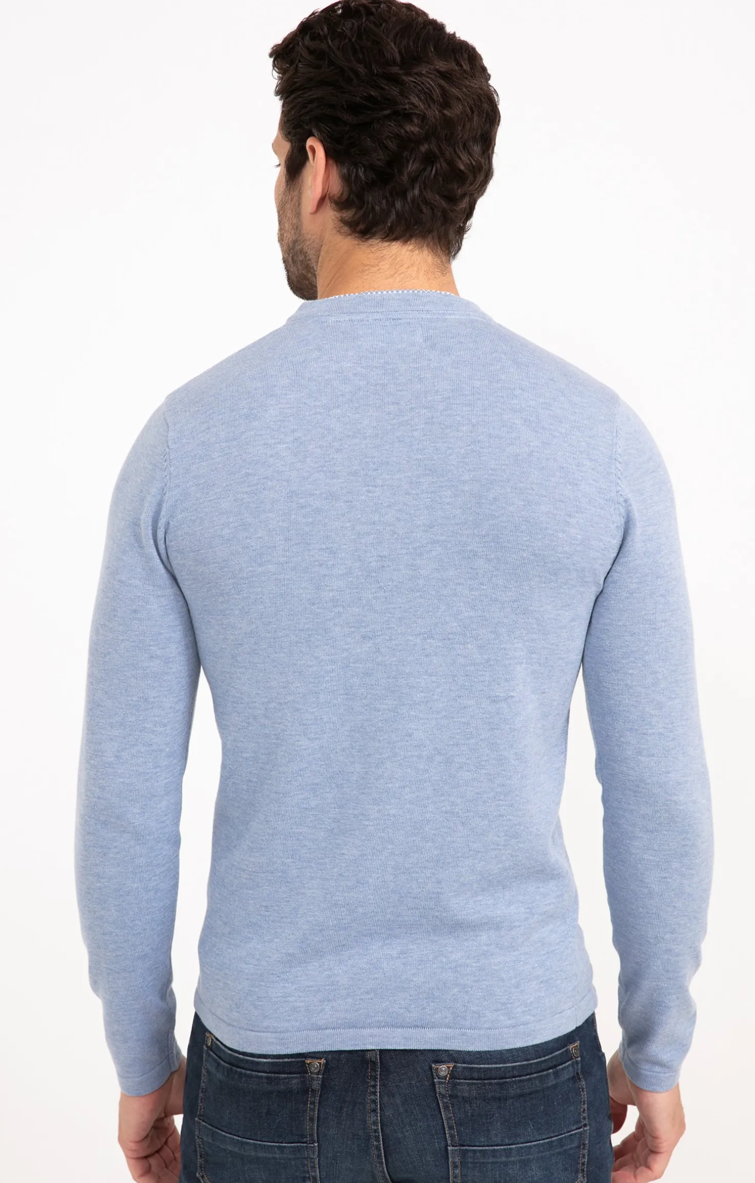 Pull uni col tunisien -