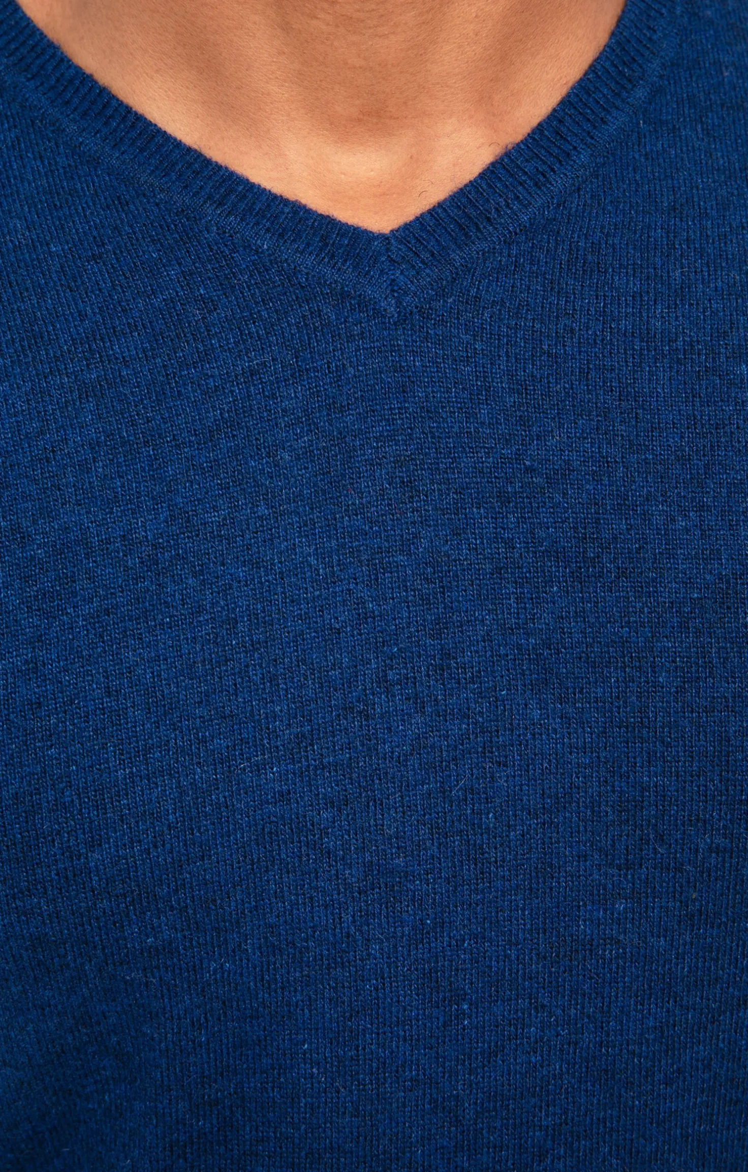 Pull uni col V -