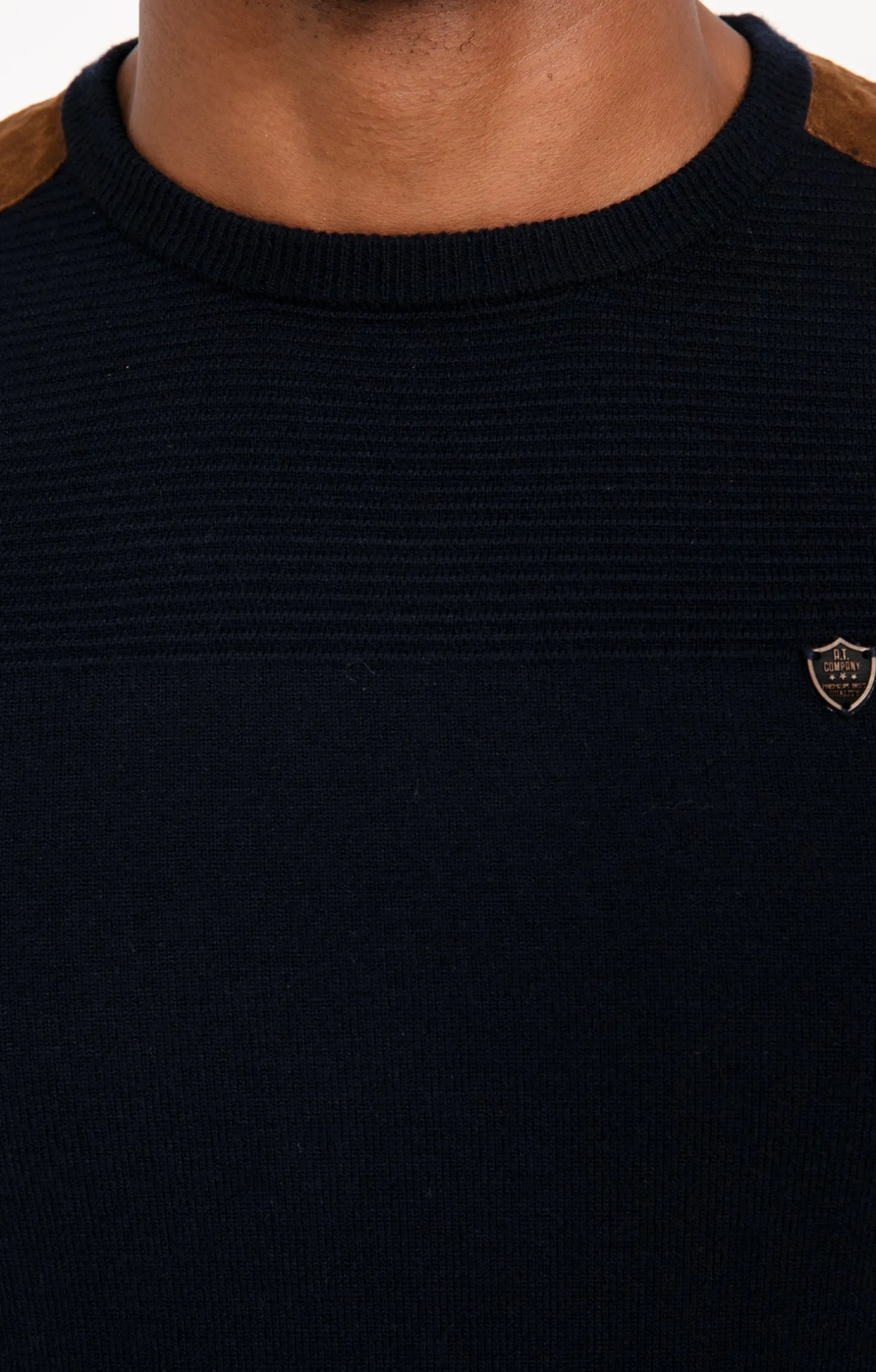 Pull uni empiècement suèdine -