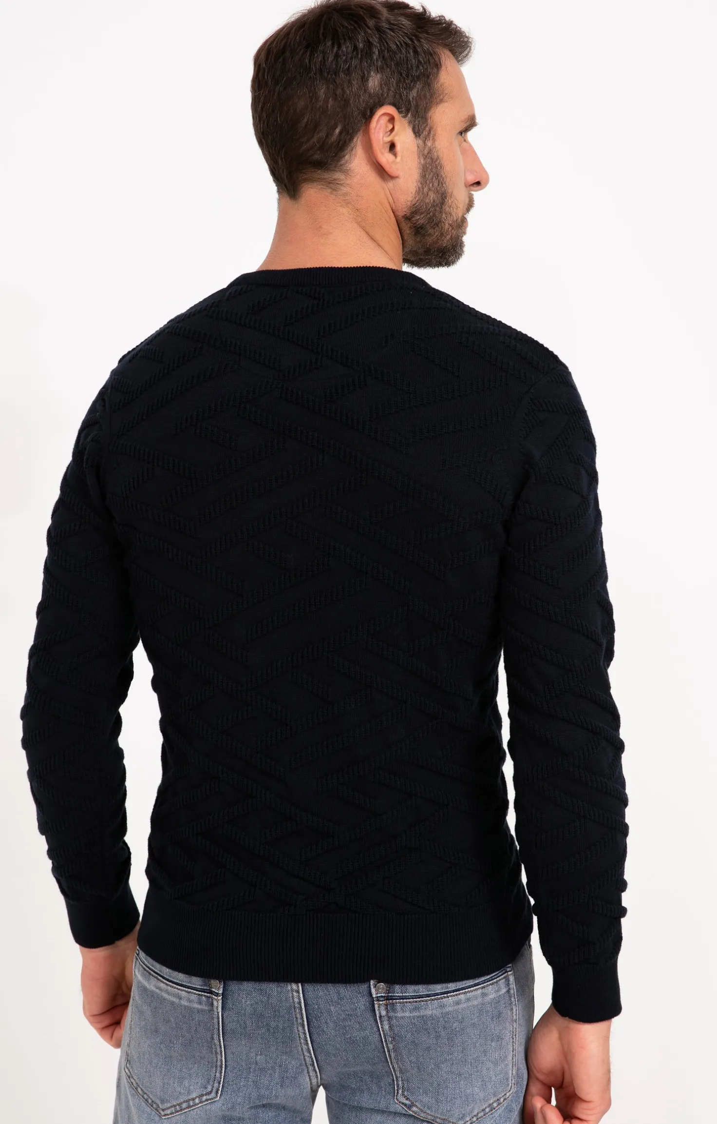Pull uni tricotage fantaisie -