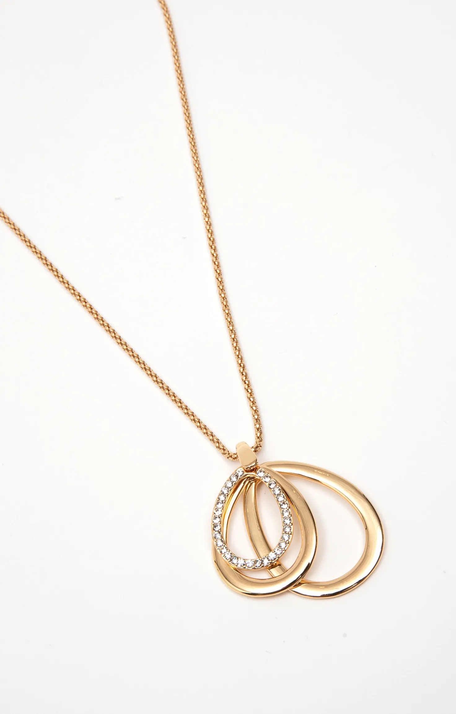 Ras de cou pendentif 3 anneaux -