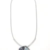 Ras de cou pendentif feuille -