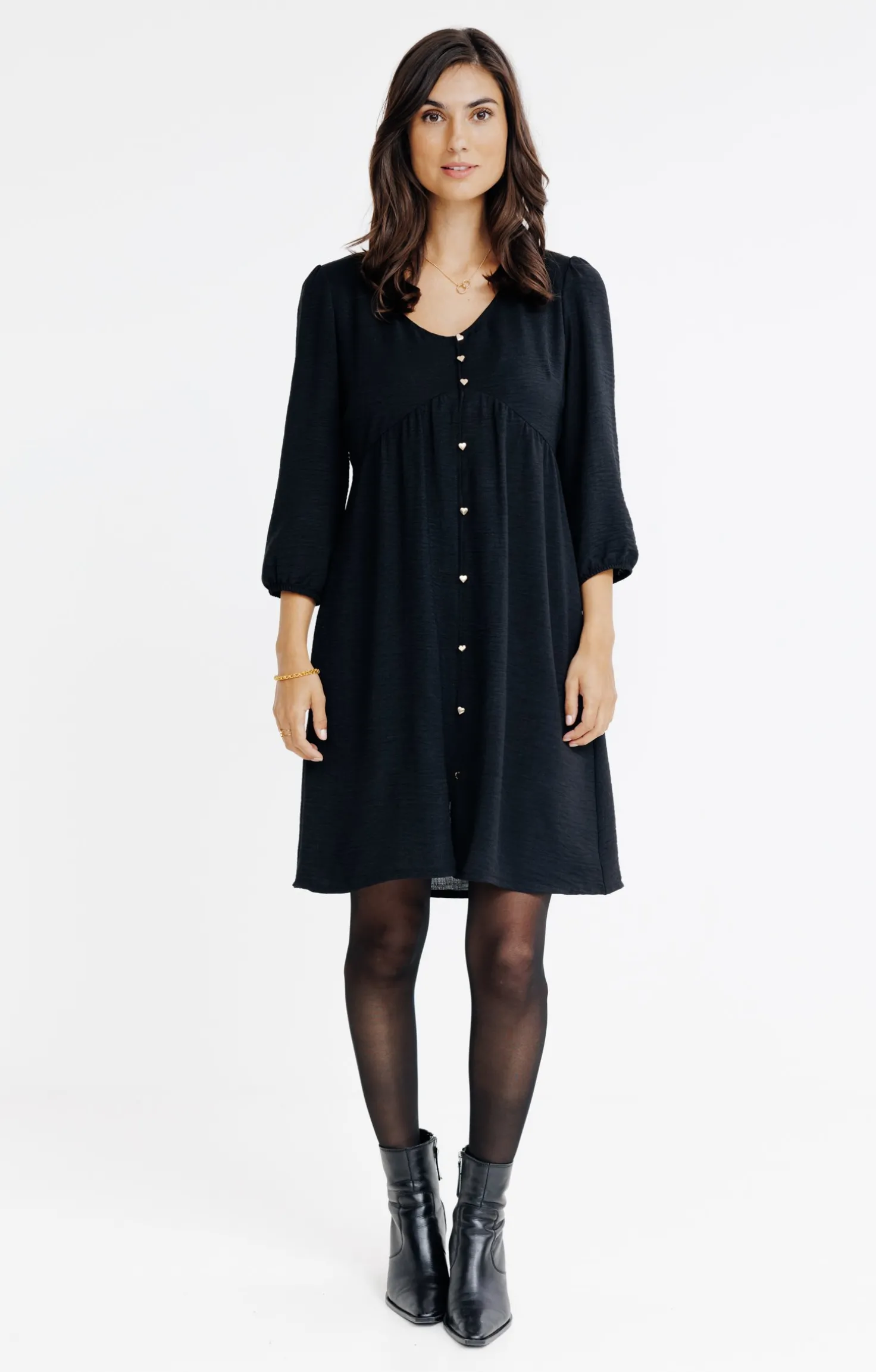 Robe doublée avec boutons coeur -