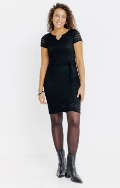 Robe en maille dentelle -