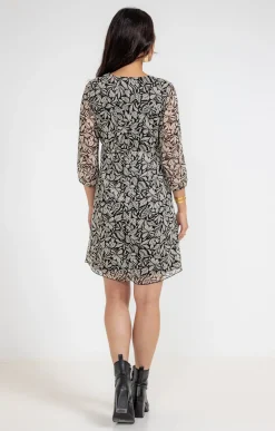 Robe élastiquée dos -
