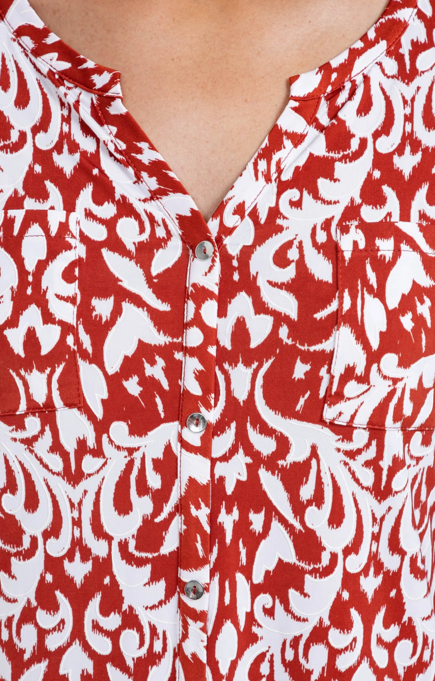 Tee-shirt hiver imprimé arabesque -
