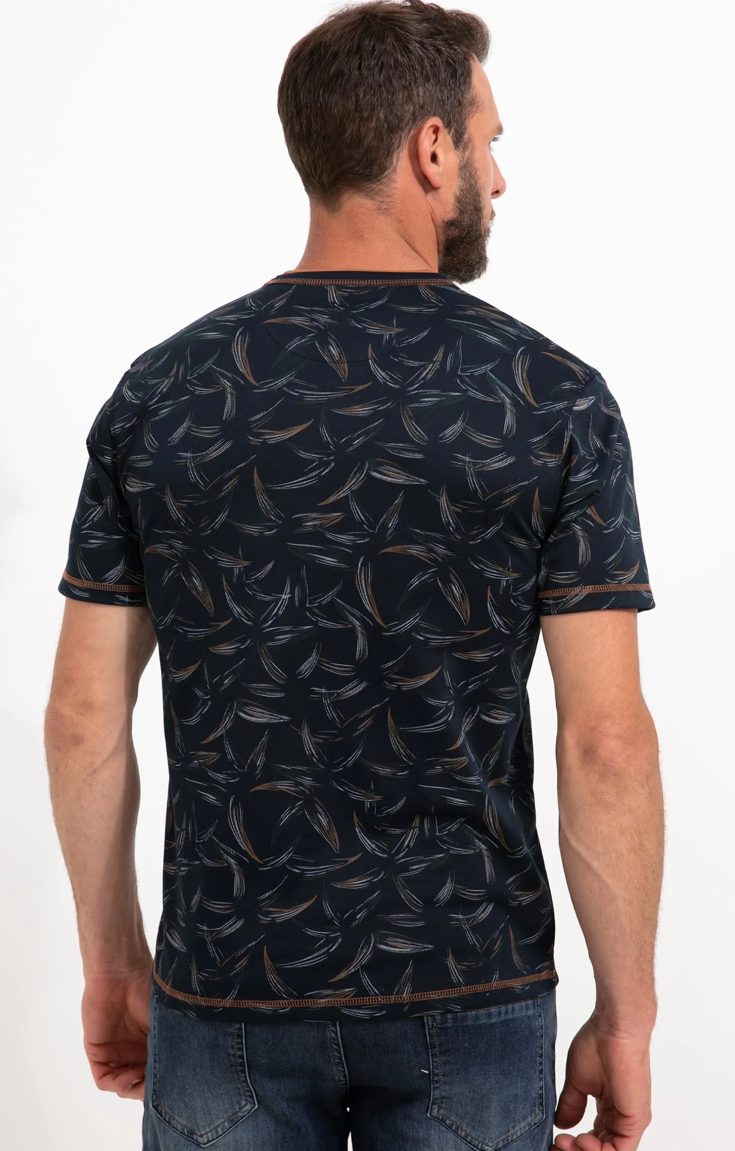 Tee-shirt manches courtes Black Leaf -