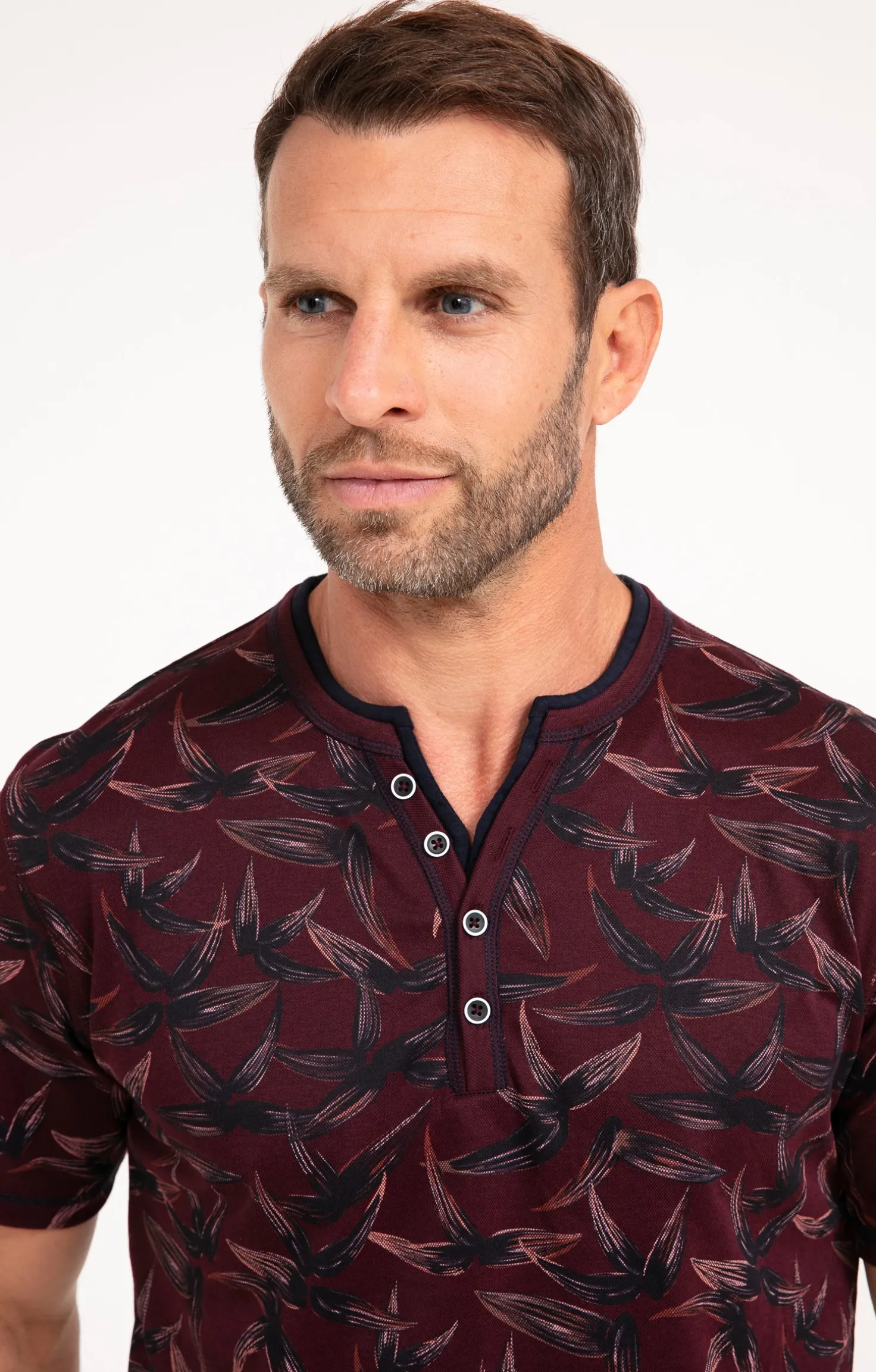 Tee-shirt manches courtes Black Leaf -