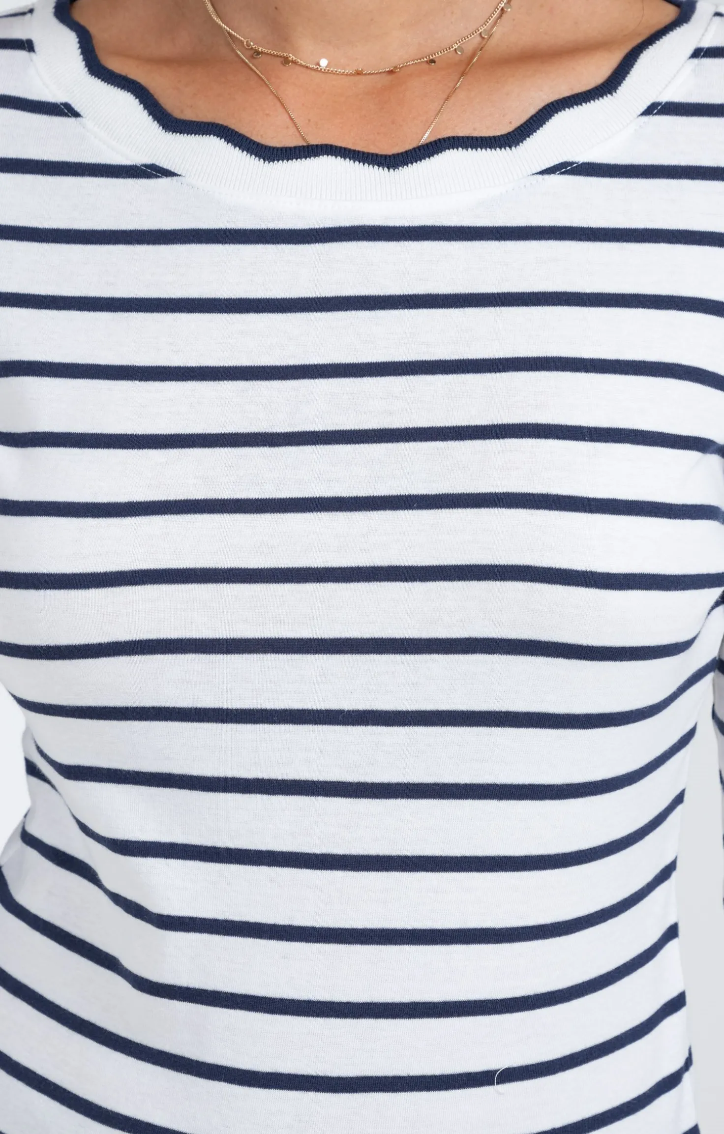 Tee-shirt rayures col bateau festonné -