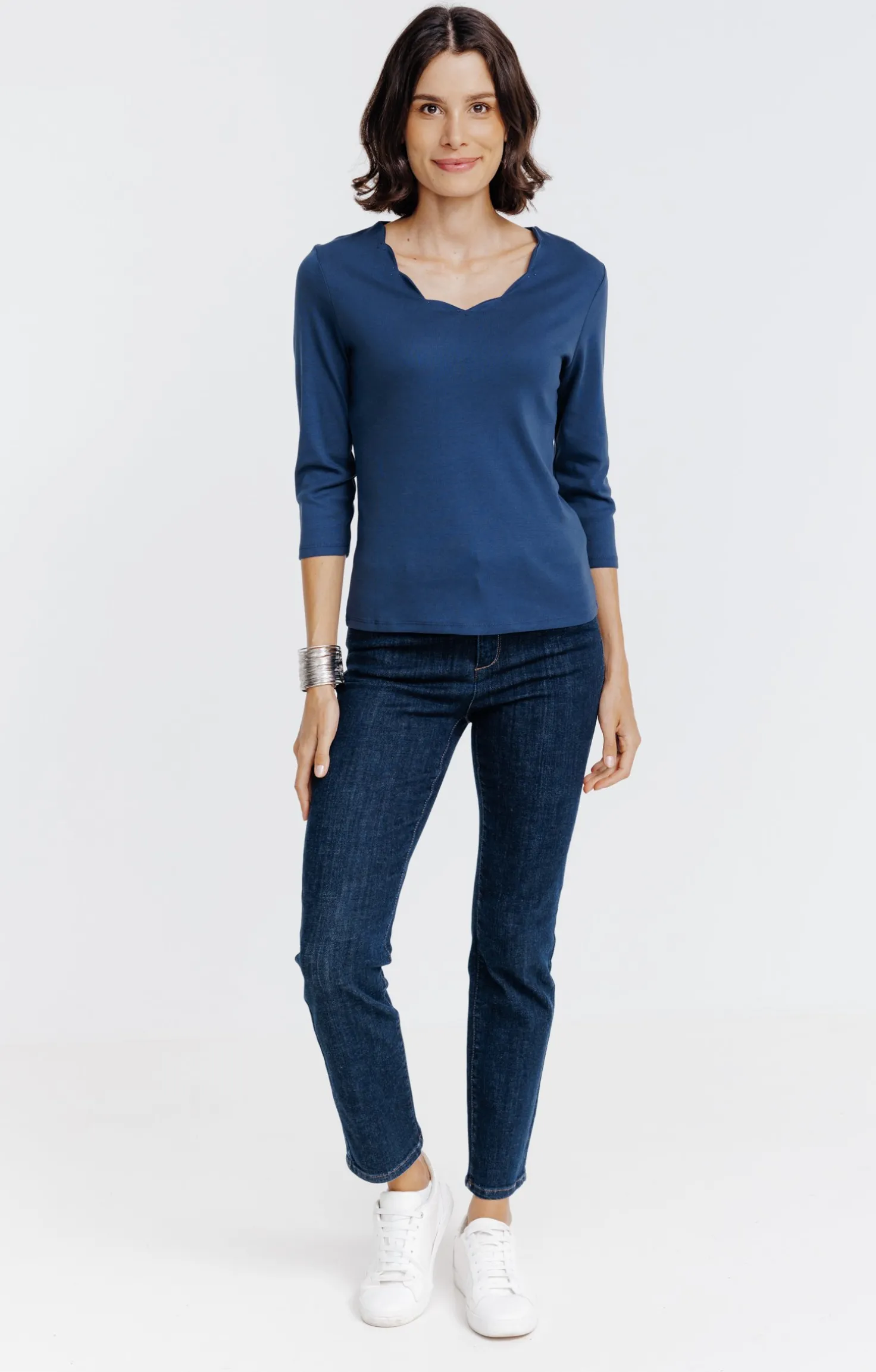 Tee-shirt uni col V festons -
