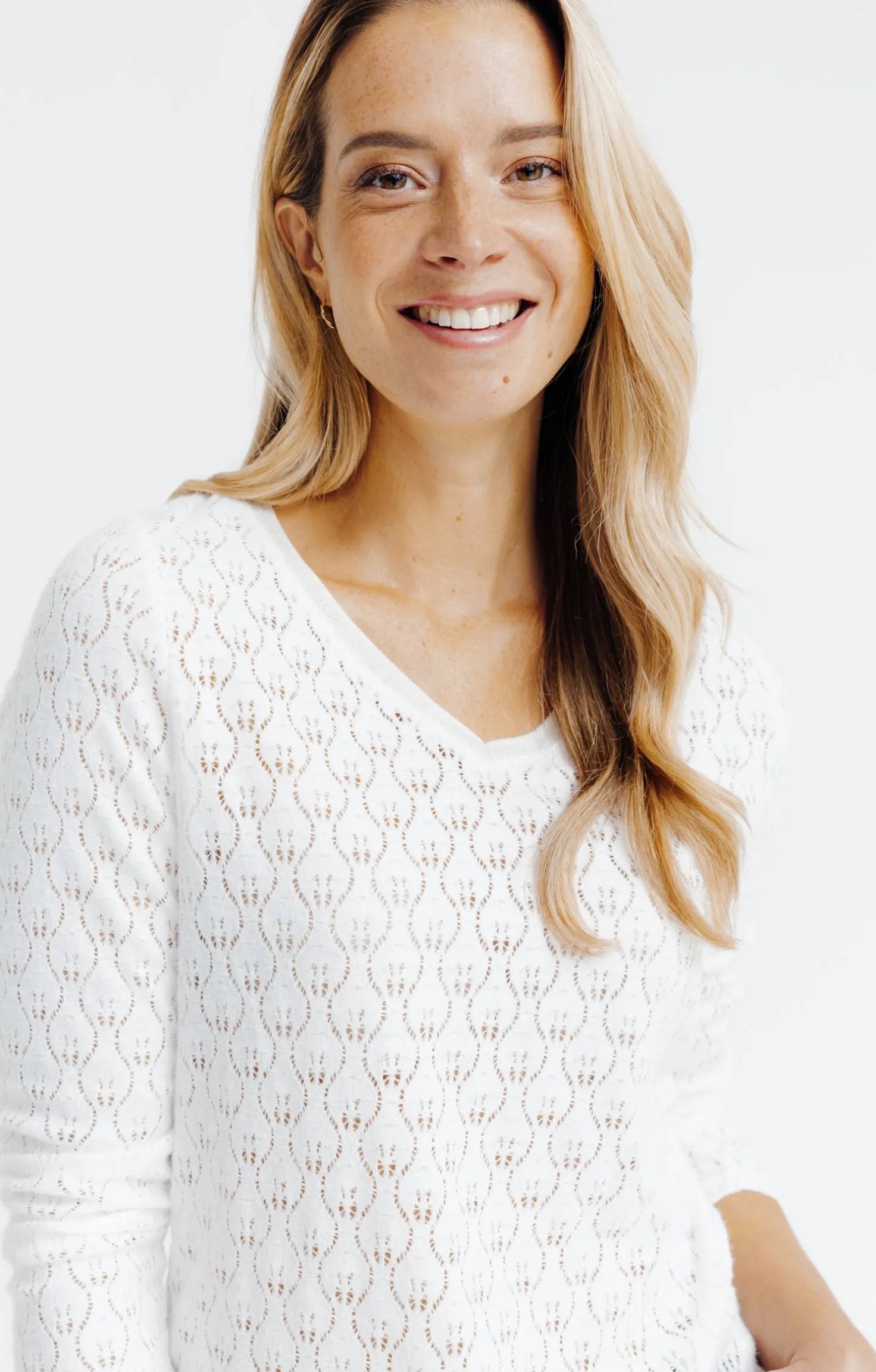 Tee-shirt uni dentelle -