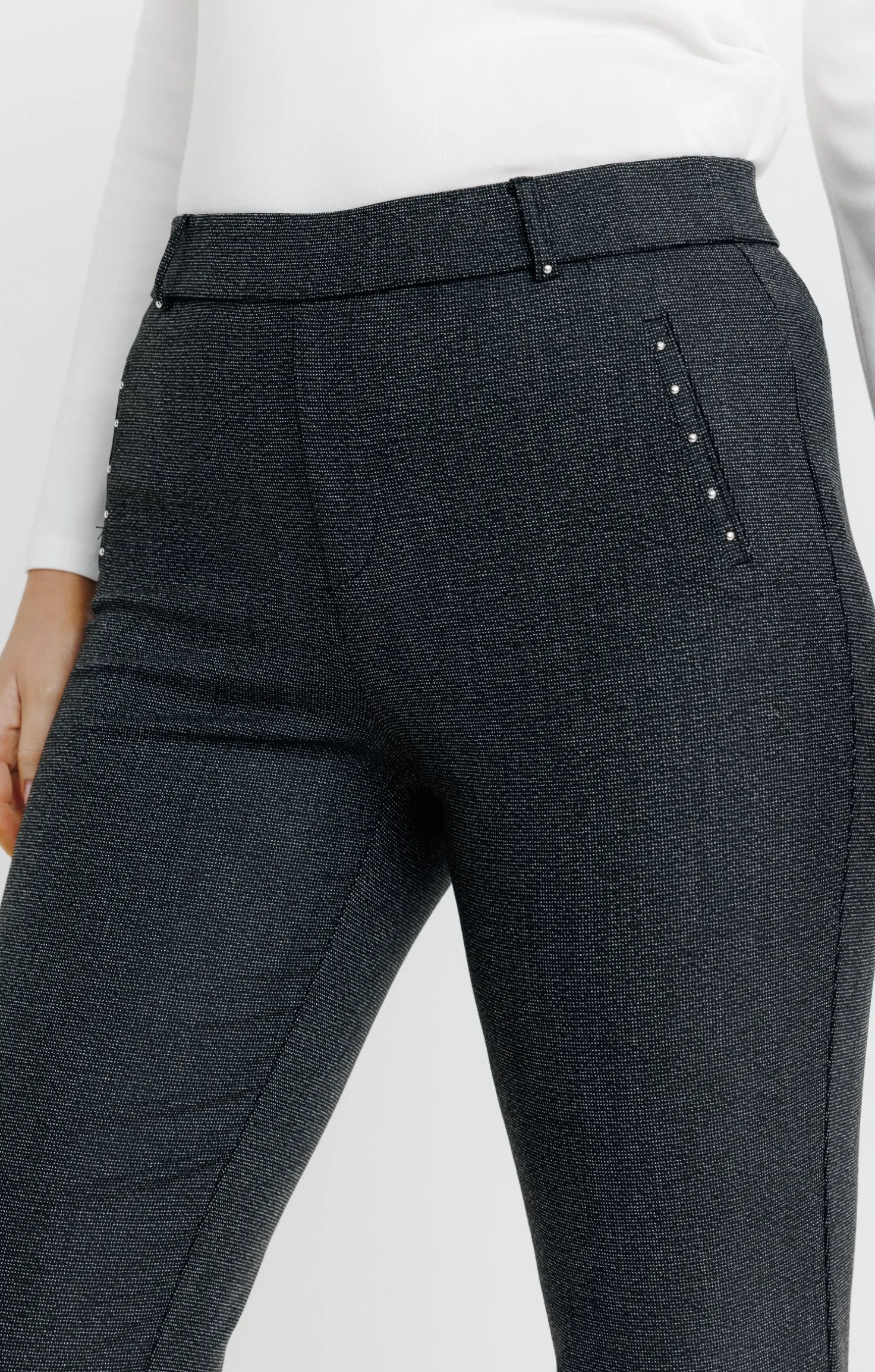 TREGGING CITY FIL A FIL DETAILS CLOUS -