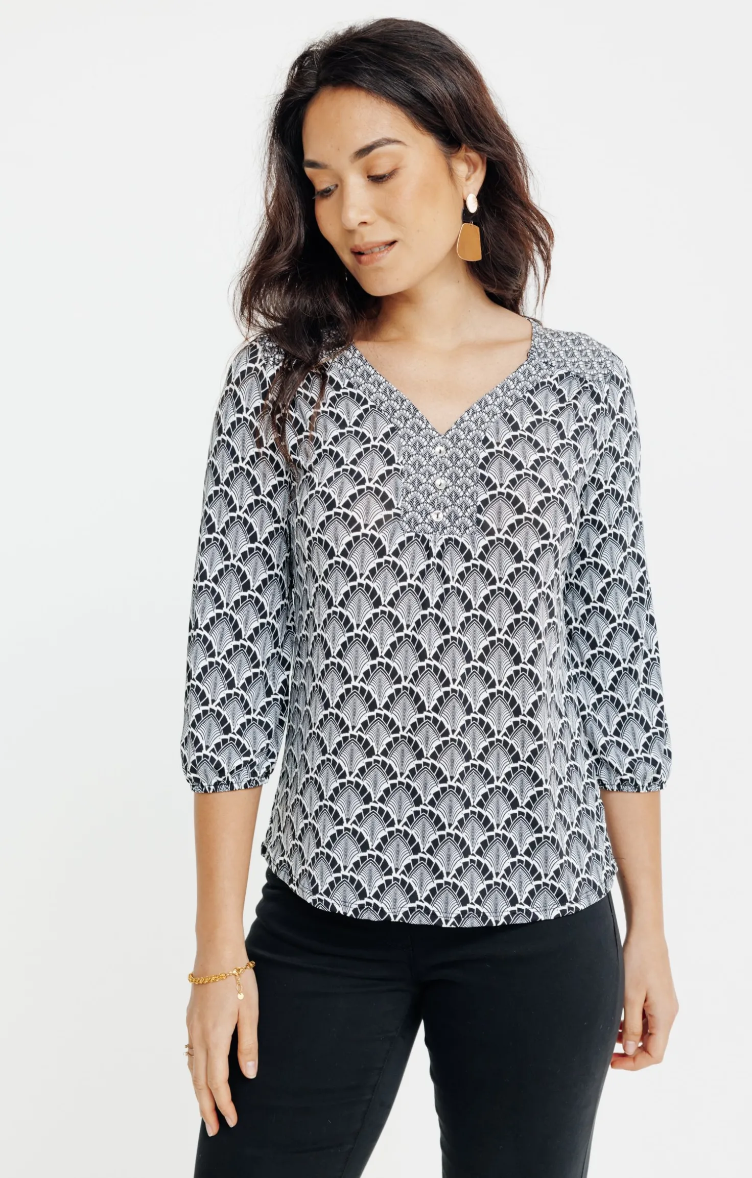 T-SHIRT COL V MANCHES 3/4 -